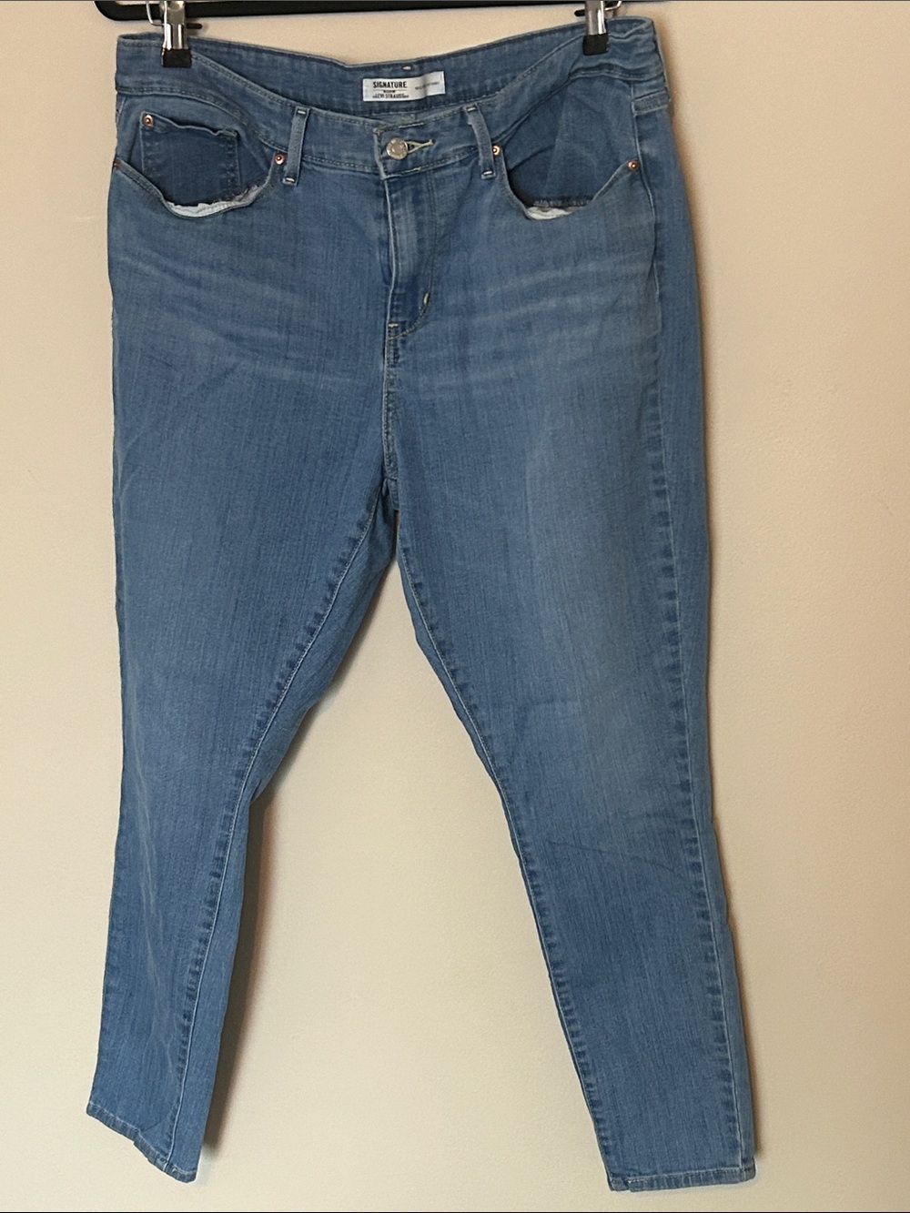 Signature by Levi Strauss Mid-Rise Light Blue Skinny Jeans